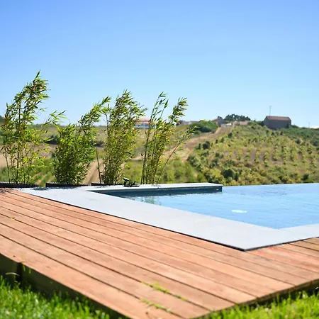 בית נופש Quinta Dos Castanheiros *