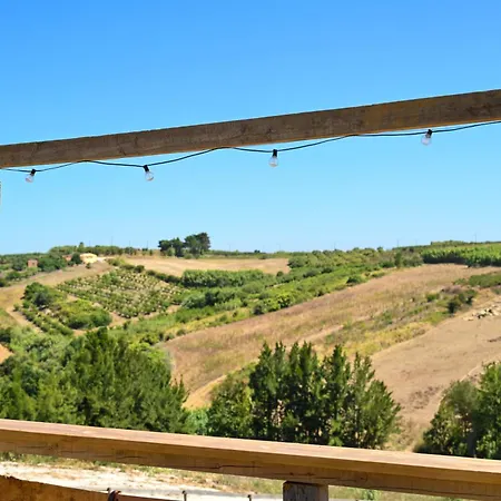 Quinta Dos Castanheiros בית נופש Usseira