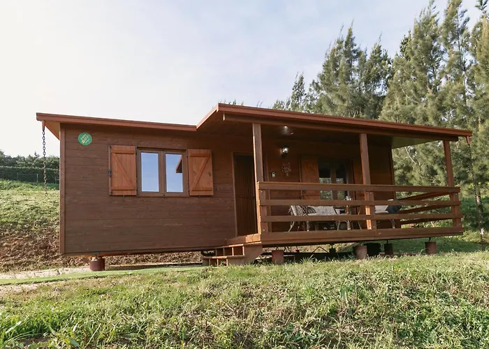 Quinta Dos Castanheiros * Usseira