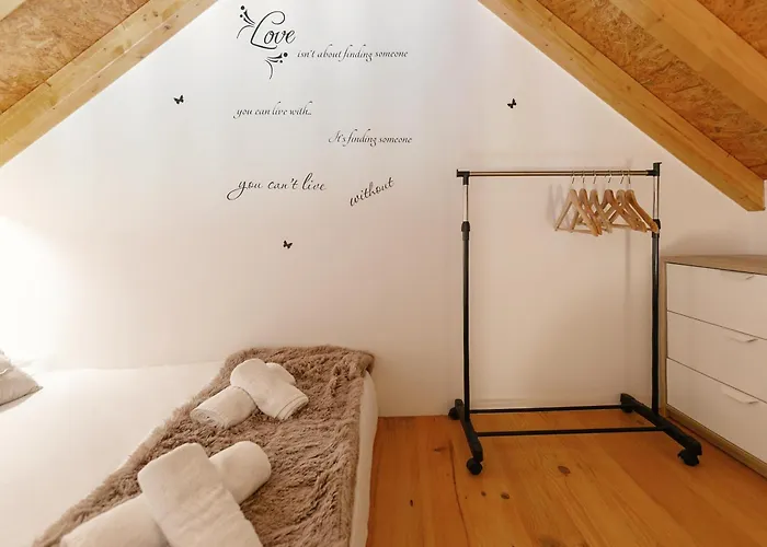 Quinta Dos Castanheiros * Usseira