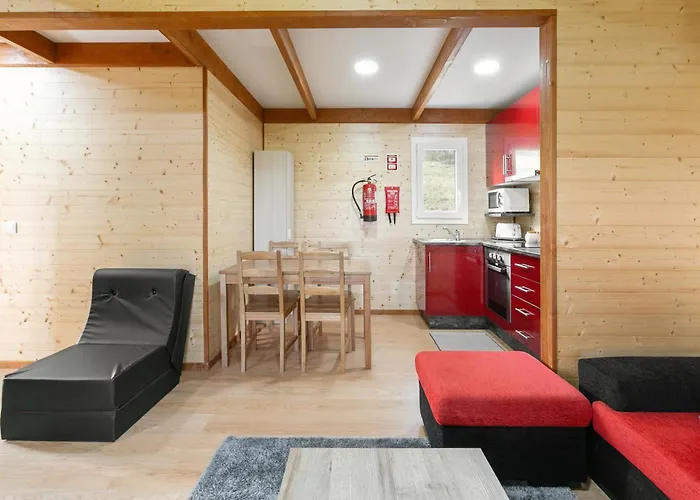 Quinta Dos Castanheiros Usseira